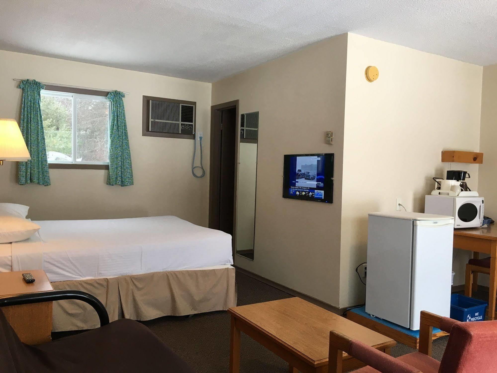 Algonquin Motel South River ภายนอก รูปภาพ